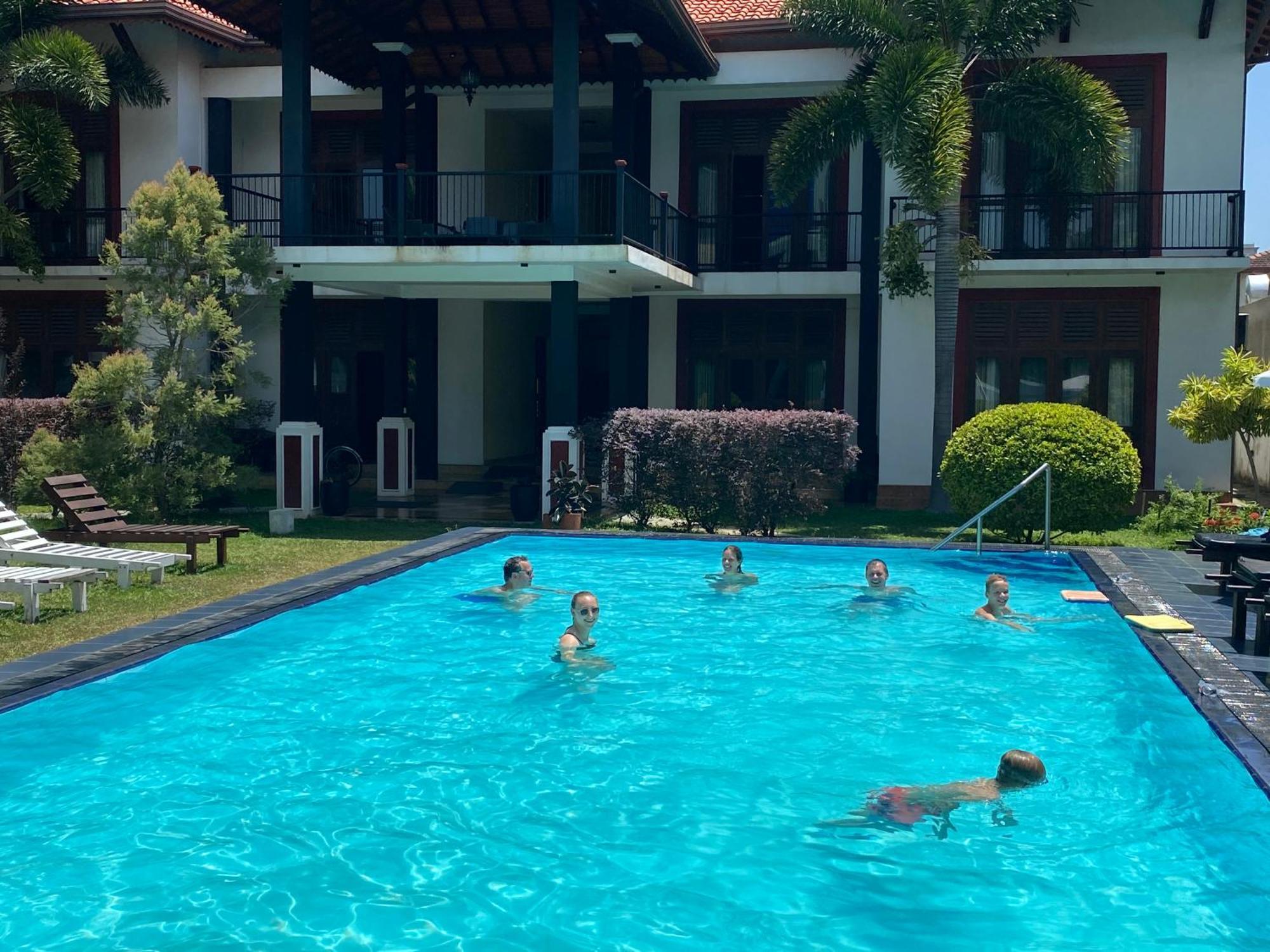 Christima Residence Negombo Exterior photo